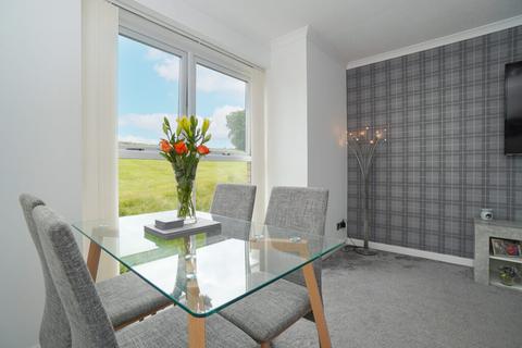 2 bedroom flat for sale, Hillside Park, Hardgate