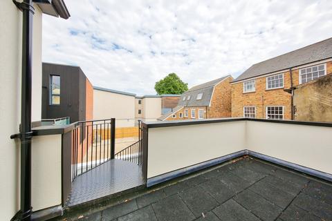 2 bedroom terraced house for sale, High Street, Hampton Wick, Kingston upon Thames, KT1