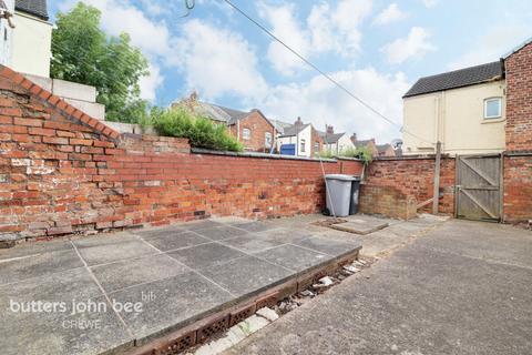 5 bedroom terraced house for sale, Samuel Street, Crewe