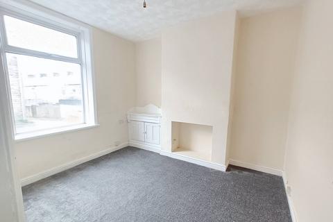 3 bedroom terraced house to rent, St. Johns Street, Great Harwood BB6