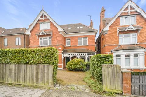 3 bedroom flat for sale, Gleneldon Road, Streatham