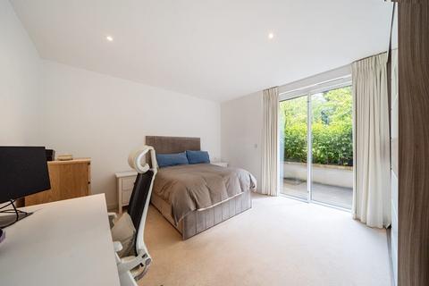 2 bedroom apartment for sale, Plough Way London SE16