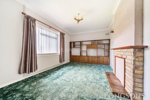 2 bedroom semi-detached bungalow for sale, The Oval, Saham Toney