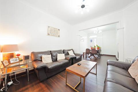 3 bedroom terraced house for sale, Seventh Avenue, London, E12 5JH