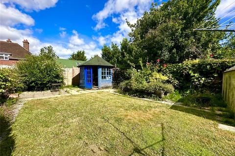 26 Belmore Road, Lymington, SO41 3NT