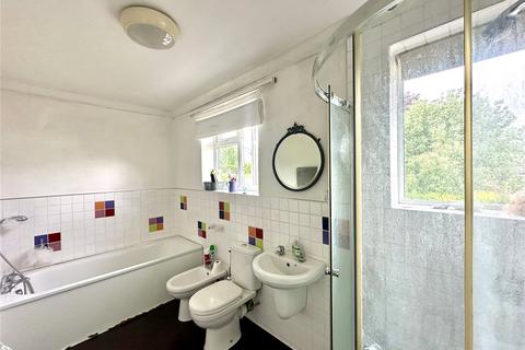 26 Belmore Road, Lymington, SO41 3NT