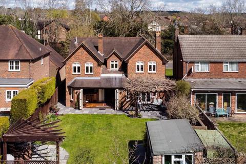 4 bedroom detached house for sale, Windlesham,  Surrey,  GU20