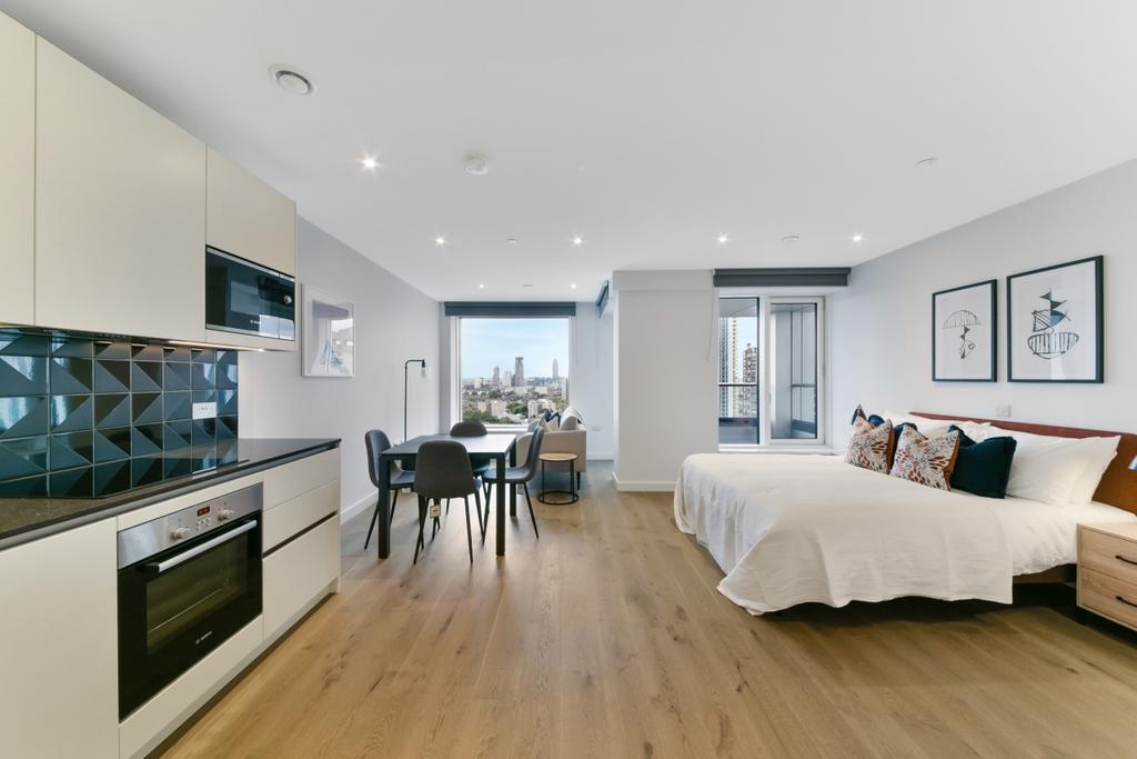 Hurlock Heights, Elephant Park... Studio to rent £2,340 pcm (£540 pw)