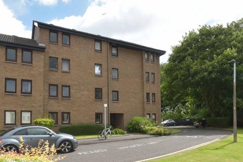 19/9 Boat Green, Edinburgh, EH3 5LW