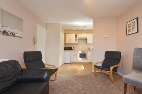 19/9 Boat Green, Edinburgh, EH3 5LW