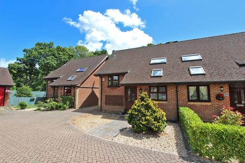 4 bedroom semi-detached house for sale, Yerville Gardens, Hordle, Lymington, Hampshire, SO41