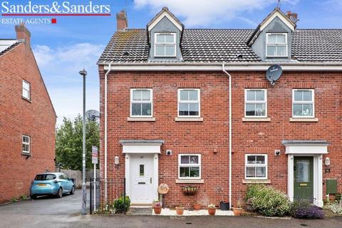 3 bedroom end of terrace house for sale, Station Road, Alcester, B49