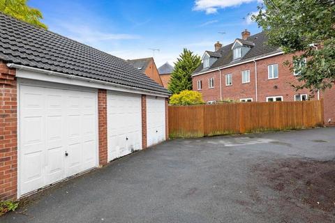 3 bedroom end of terrace house for sale, Station Road, Alcester, B49