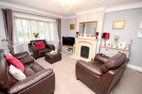 3 bedroom semi-detached house for sale, Chiltern Gardens, Lobley Hill