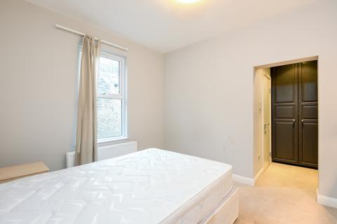 2 bedroom flat to rent, Lambrook Terrace, Fulham, London SW6