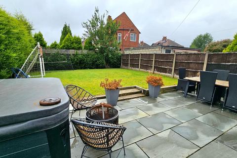 40 Eakring Road, Mansfield, NG18 3AH