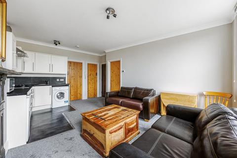 2 bedroom apartment for sale, Uxbridge Road , London, W12