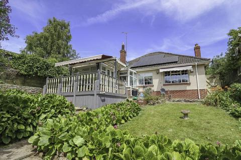 2 bedroom detached bungalow for sale, Brendon Avenue, Hillside