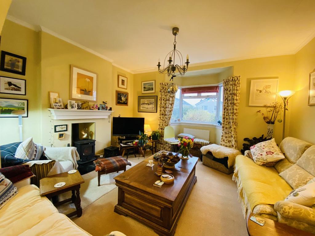 Langley, Ryedale Court, Dumfries, DG2 7 EW   Braidw