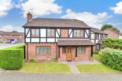 4 bedroom detached house for sale, Cedar Drive, Southwater, Horsham, West Sussex