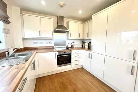 1 bedroom flat for sale, Harlequin Close, Barking IG11