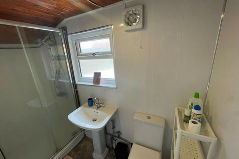 4 bedroom terraced house to rent, Woodbridge Road, Ipswich IP4