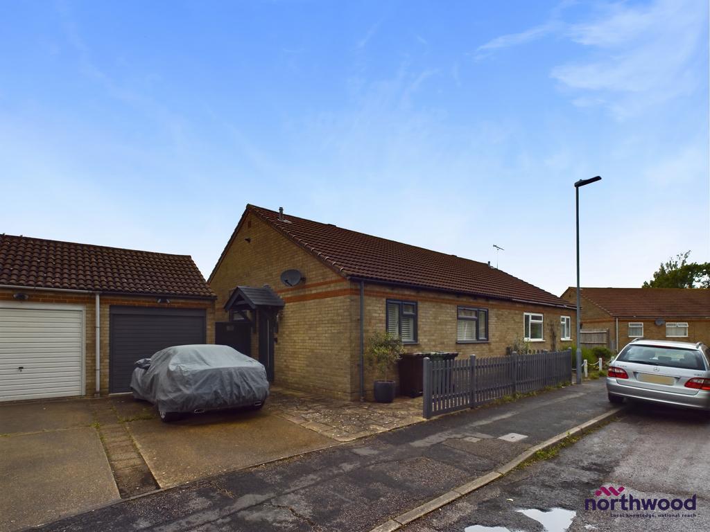 Peyton Close, Langney Point... 2 bed bungalow for sale £350,000