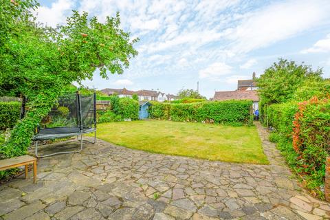 4 bedroom detached house for sale, Rydens Road, Walton-on-Thames, KT12