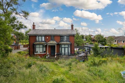 4 bedroom detached house for sale, Hillcrest, Hillcrest Road, Rochdale, Lancashire