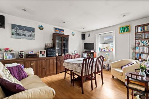 2 bedroom flat for sale, Beaconsfield Road, Dover, CT16