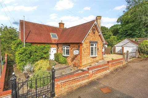 3 bedroom semi-detached house for sale, High Street, Lidlington, Bedfordshire, MK43