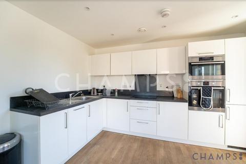 3 bedroom flat to rent, IVY Point, Hannaford Walk, London, E3