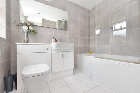 2 Boothroyd Drive, Leeds, LS6 2SA