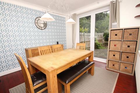 18 Spur Road, Orpington, BR6 0QL