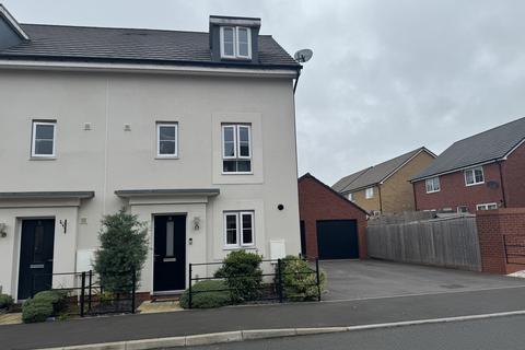 4 bedroom semi-detached house for sale, First Field Way, Bristol, BS34