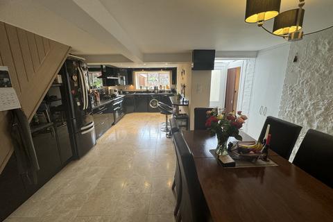 23 Gloucester Road, Thornbury, Bristol, BS35 1DJ