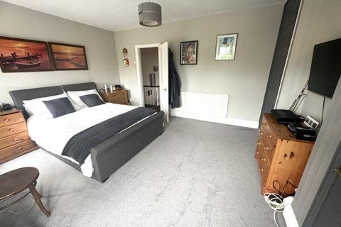 23 Gloucester Road, Thornbury, Bristol, BS35 1DJ