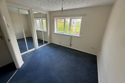 82 Dewfalls Drive, Bradley Stoke, Bristol, BS32 9BT