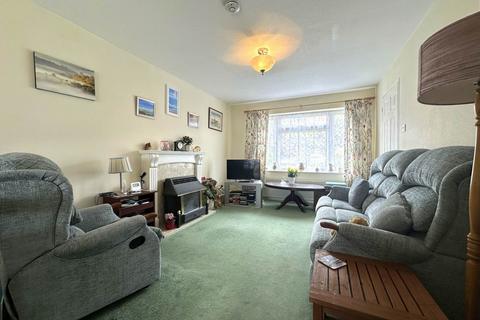 3 bedroom terraced house for sale, Abbots Drive, East The Water