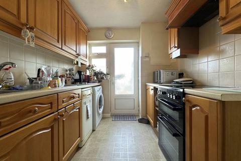 5 Abbots Drive, Bideford, EX39 4DB