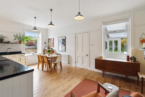 4 Waterloo Drive, Lanark, ML11 7QN