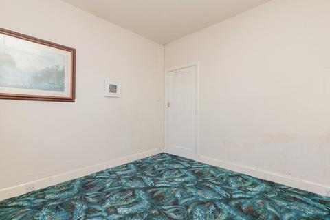 12 Strathearn Road, Clarkston, Glasgow, G76 7TY