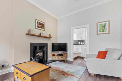 60e Wellgate, Lanark, ML11 9DT