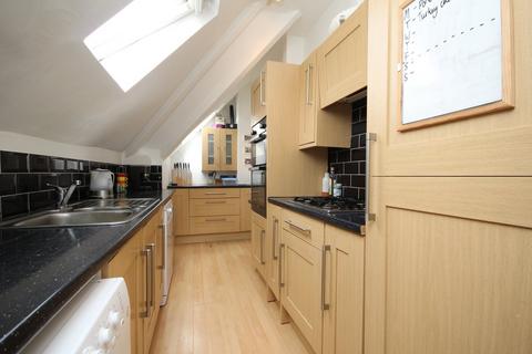Flat 5, 68 West Overcliff Drive, Bournemouth, BH4 8AB