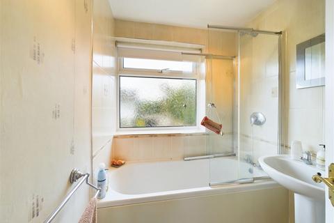 20 Gore Drive, Aughton, Ormskirk, L39 4UA