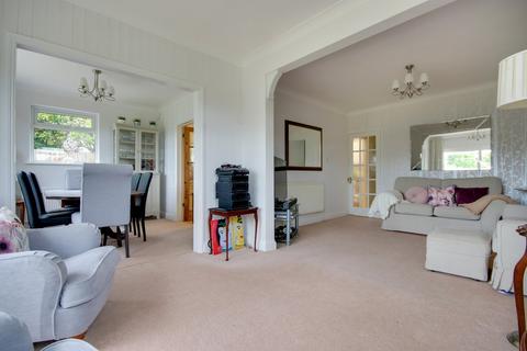 4 bedroom detached house for sale, Sea Road, Milford on Sea, Lymington, so41