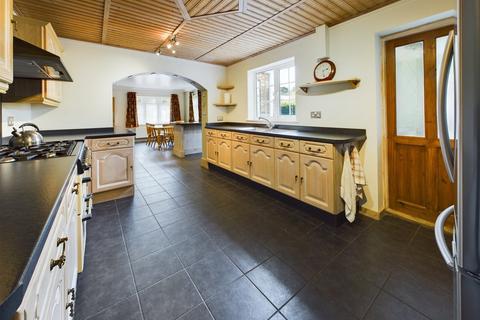 4 bedroom detached bungalow for sale, Ffolkes Place, King's Lynn PE33