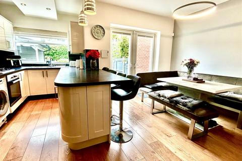 3 bedroom semi-detached house for sale, Kedleston Road, Hall Green