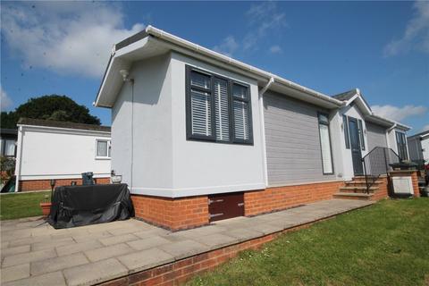 undefined, Sixteenth Avenue, Lower Kingswood KT20