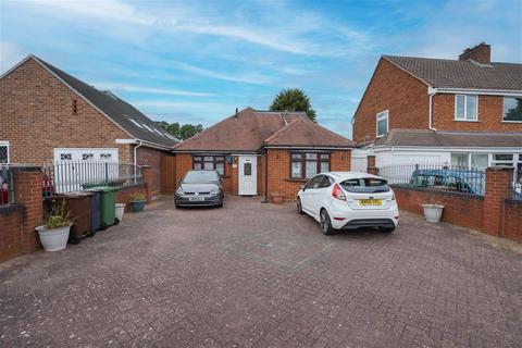 3 bedroom detached bungalow for sale, Solihull B92